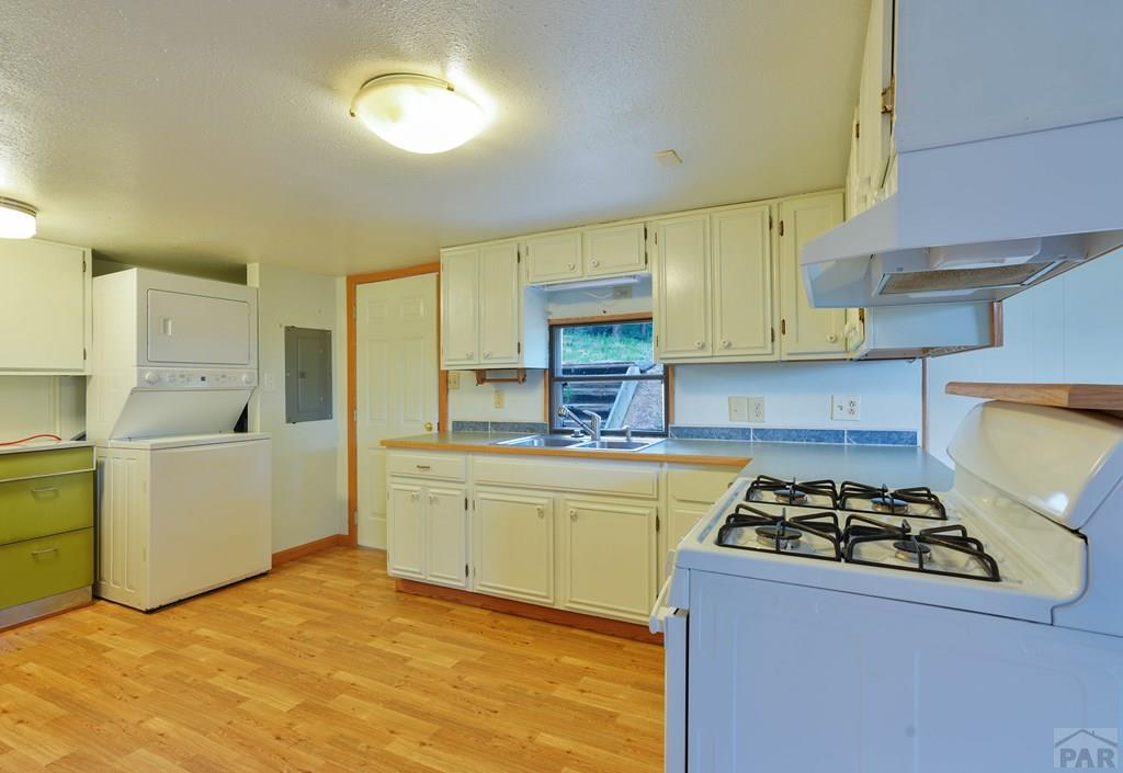 221 County Road 370 Rye, CO 81069 - Photo 11 of 39