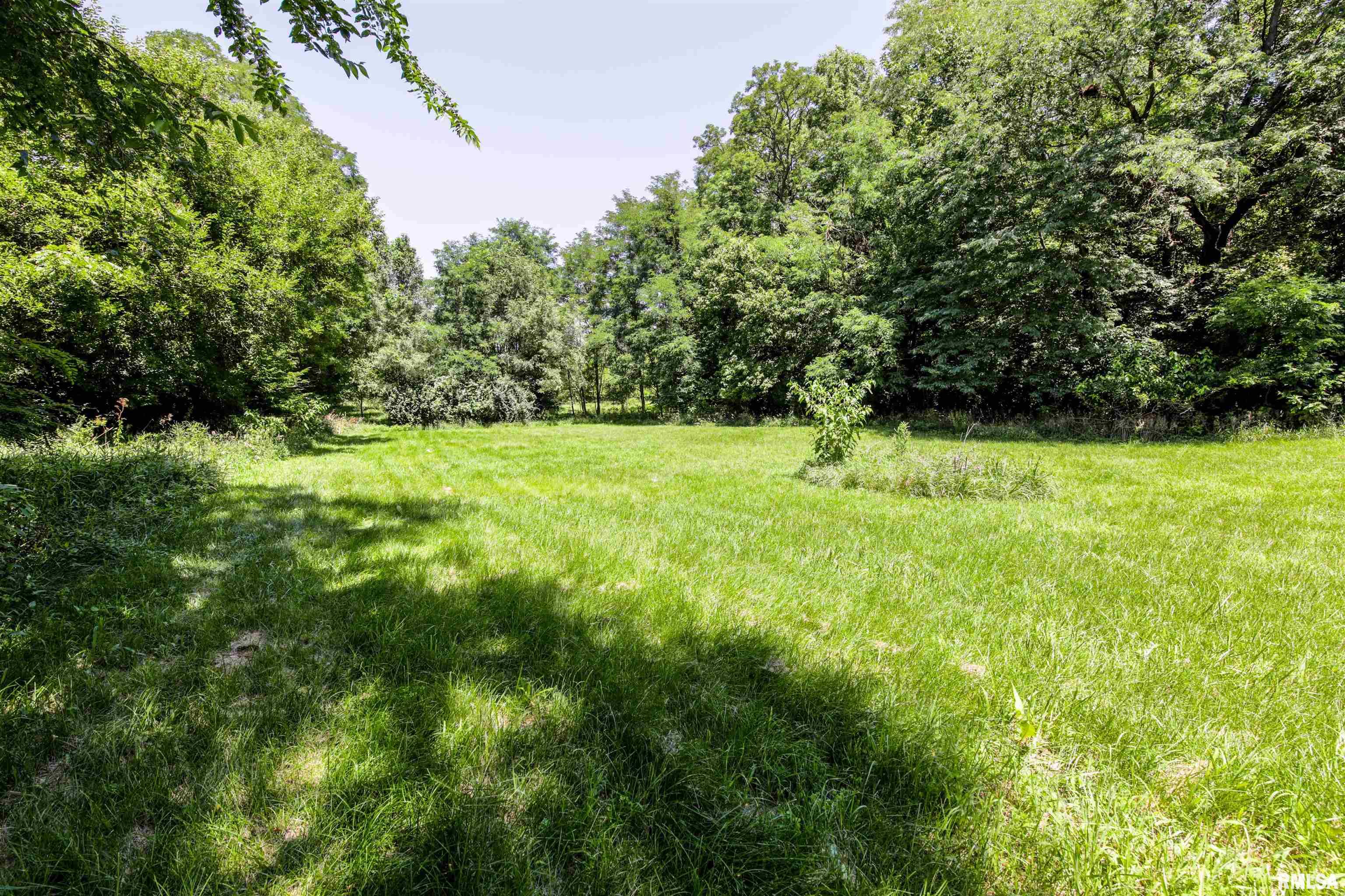 1562 Spring Bay Road East Peoria, IL 61611 - Photo 43 of 52