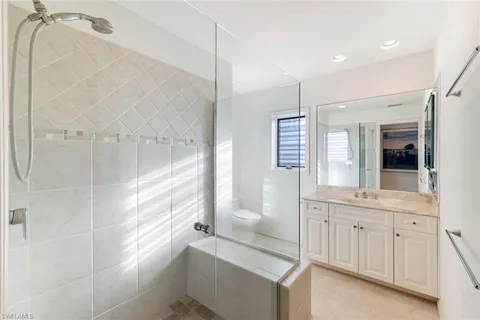 $799,000 | 700 Bald Eagle Drive, Unit 37, Naples, FL 34105