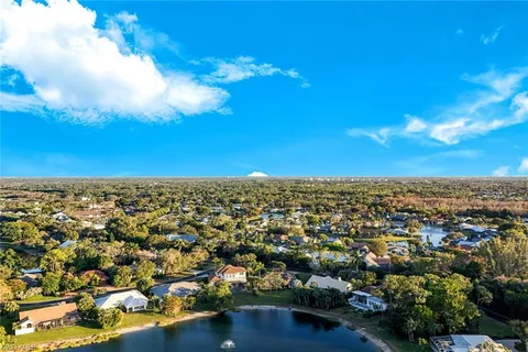 $799,000 | 700 Bald Eagle Drive, Unit 37, Naples, FL 34105