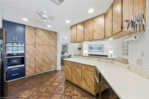 $799,000 | 700 Bald Eagle Drive, Unit 37, Naples, FL 34105