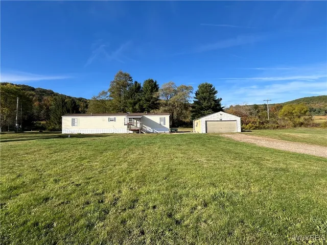 $79,900 | 5746 Humphrey Road, Great Valley, NY 14741