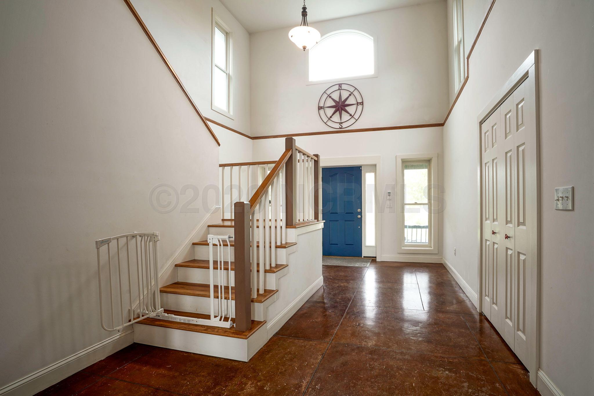 270 Landing Road Beaufort, NC 28516 - Photo 8 of 39 Front Door and Foyer
