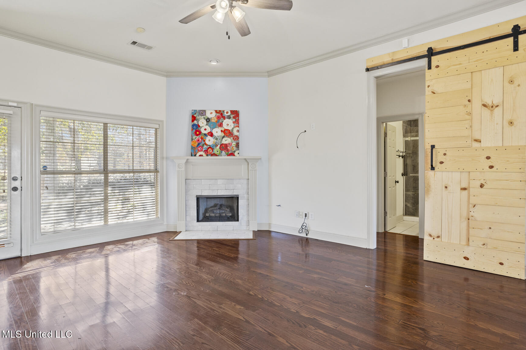 1911 East Ridge Circle Madison, MS 39110 - Photo 5 of 28 1911 E Ridge Cir