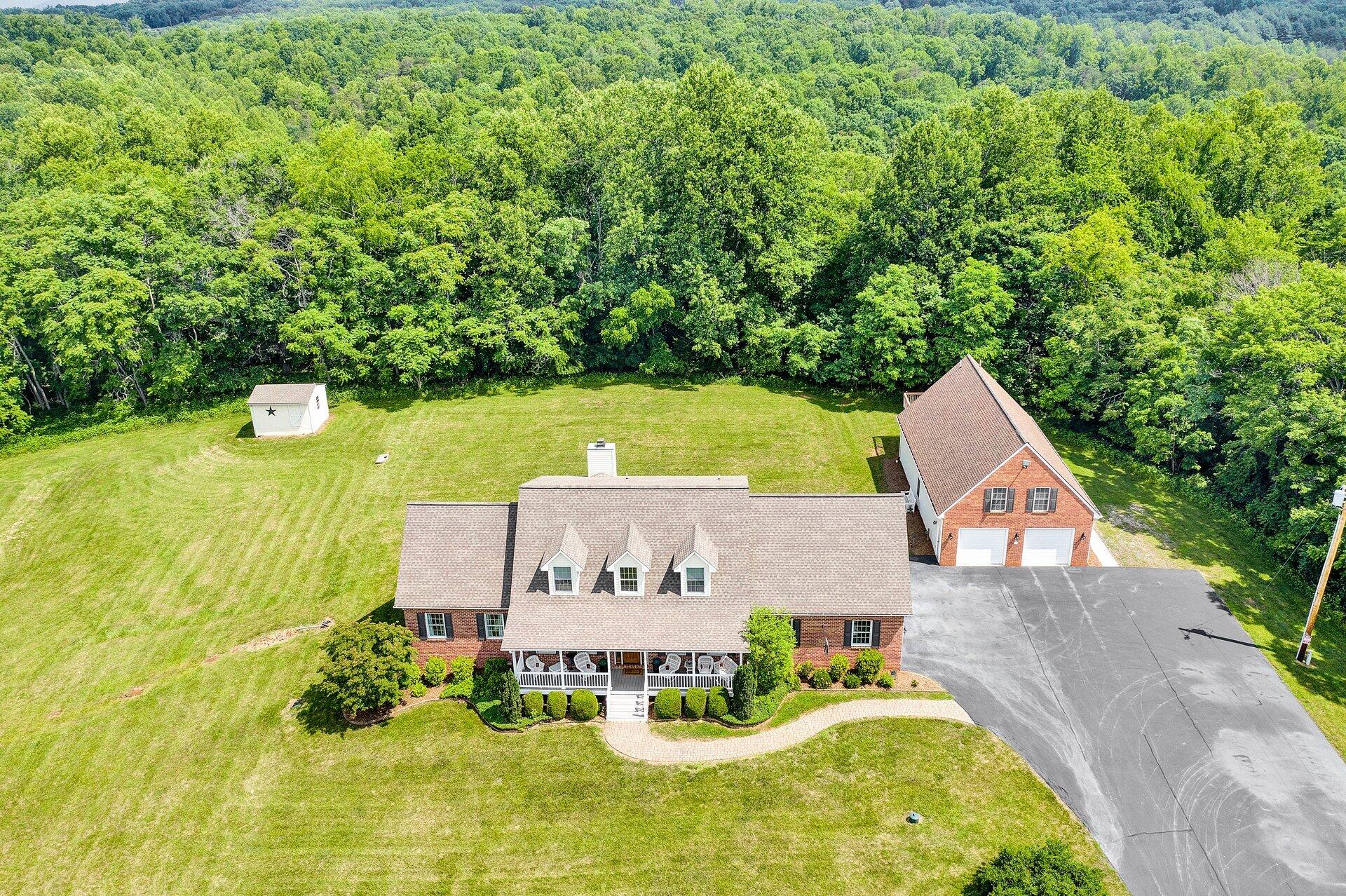 1035 Northridge Road Hardy, VA 24101 - Photo 2 of 63 060620220014