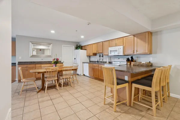 $625,000 | 170 East Grand Avenue, Unit 8, Old Orchard Beach, ME 04064