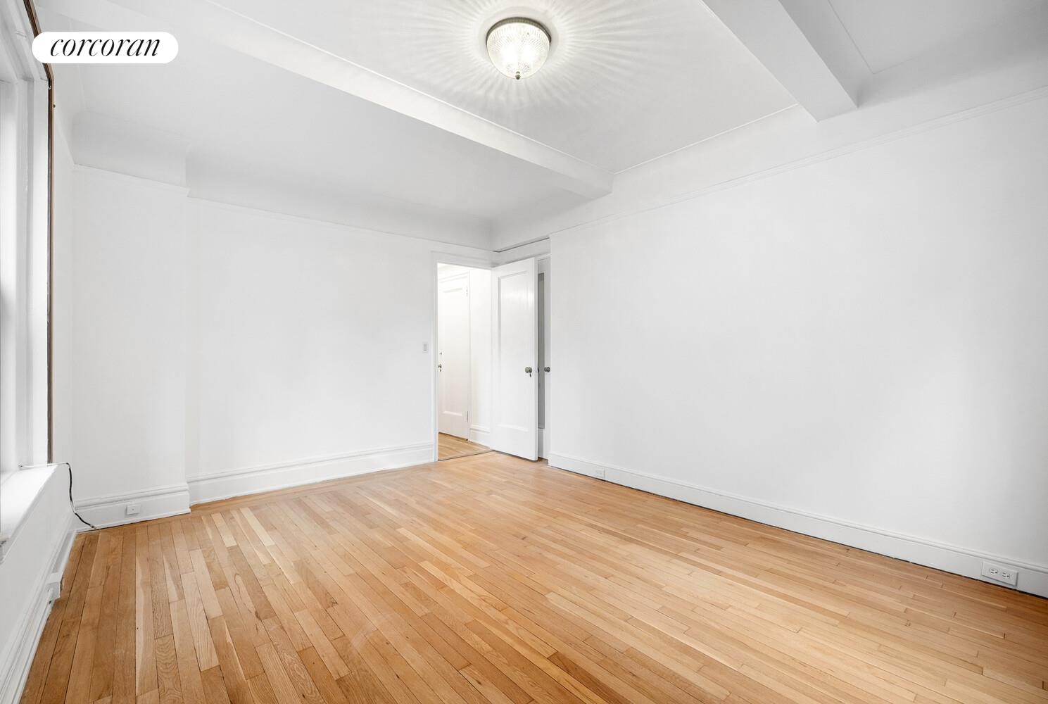 30 Beekman Place, Unit 2B Manhattan, NY 10022 - Photo 13 of 18