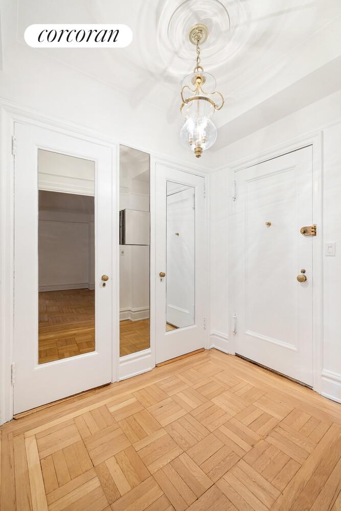 30 Beekman Place, Unit 2B Manhattan, NY 10022 - Photo 9 of 18