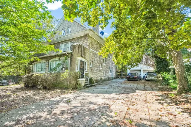 $2,700,000 | 81-26 Austin Street | Kew Gardens