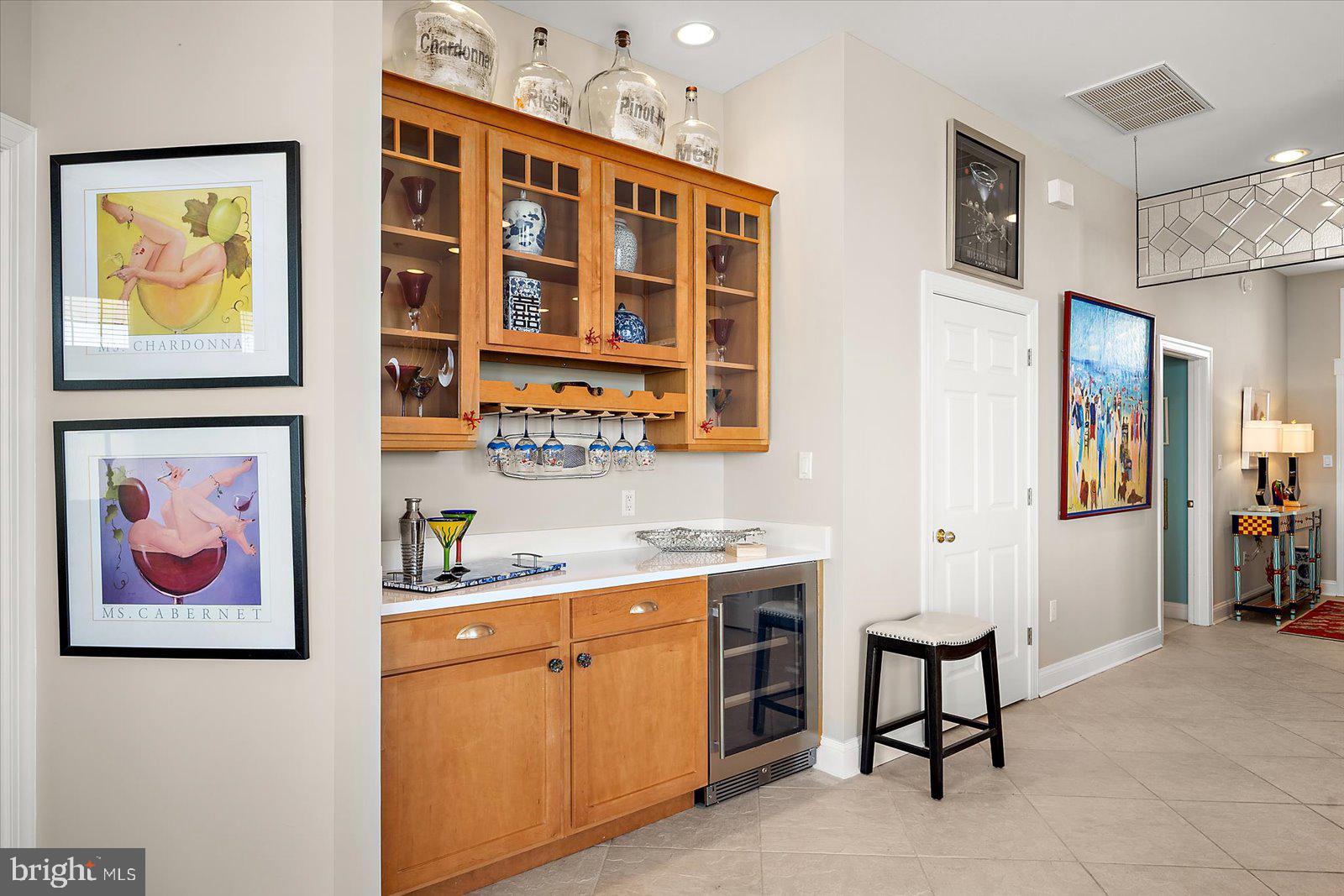 11601 Shipwreck Road, Unit 301 Ocean City, MD 21842 - Photo 25 of 93 Dry Bar w/ Beverage Fridge