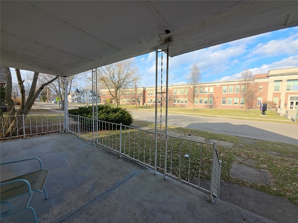 454 Riverside Avenue Elmira, NY 14904 - Photo 3 of 25