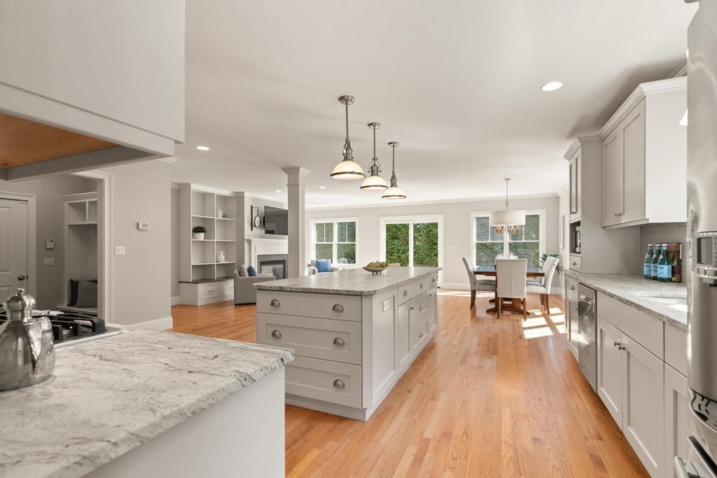 78 School Street Lexington, MA 02421 - Photo 11 of 35 Gallery Image 11
