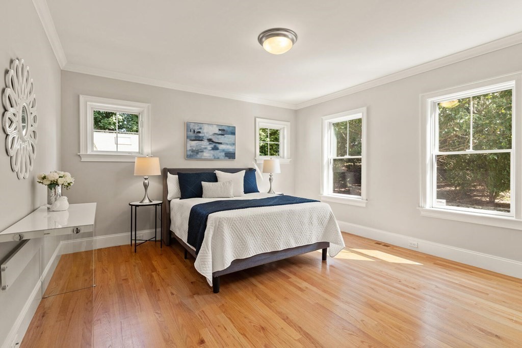78 School Street Lexington, MA 02421 - Photo 12 of 35 Gallery Image 12
