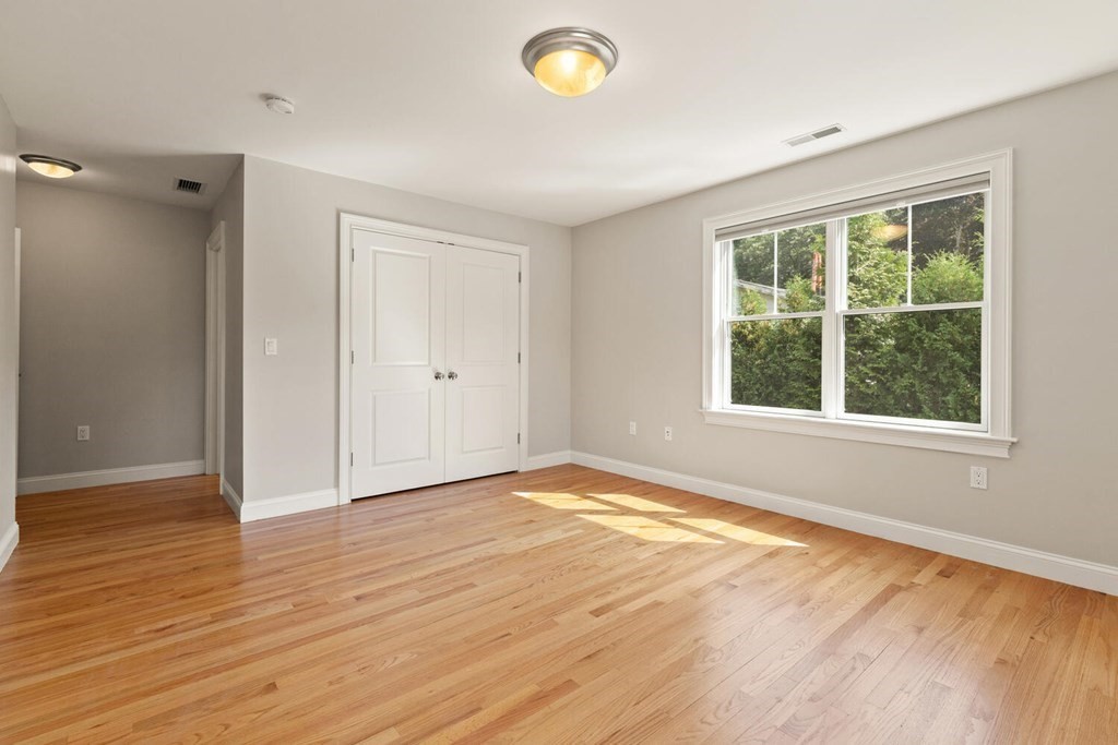 78 School Street Lexington, MA 02421 - Photo 28 of 35 Gallery Image 28