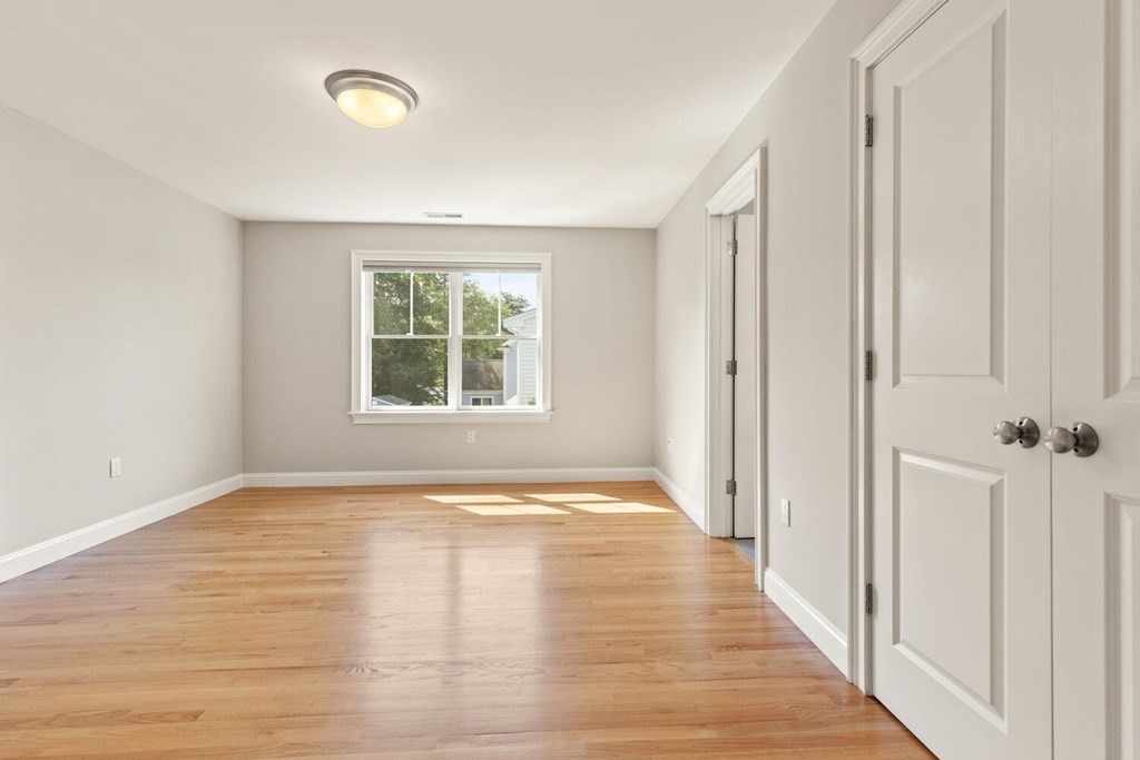 78 School Street Lexington, MA 02421 - Photo 29 of 35 Gallery Image 29