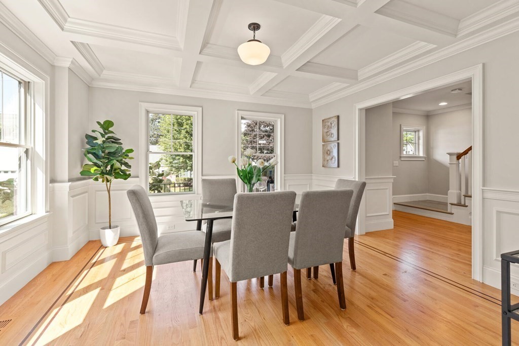 78 School Street Lexington, MA 02421 - Photo 4 of 35 Gallery Image 4