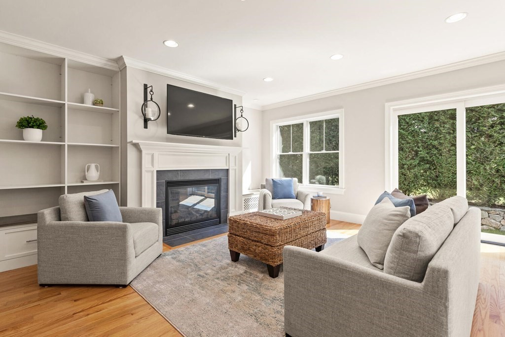 78 School Street Lexington, MA 02421 - Photo 6 of 35 Gallery Image 6