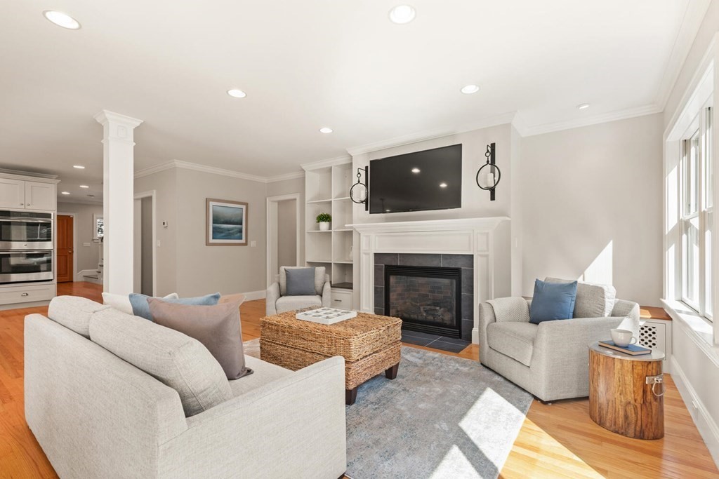 78 School Street Lexington, MA 02421 - Photo 7 of 35 Gallery Image 7