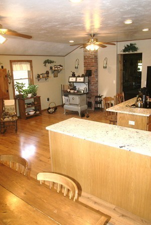 73 A F Putnam Road Charlton, MA 01507 - Photo 13 of 30 Gallery Image 13