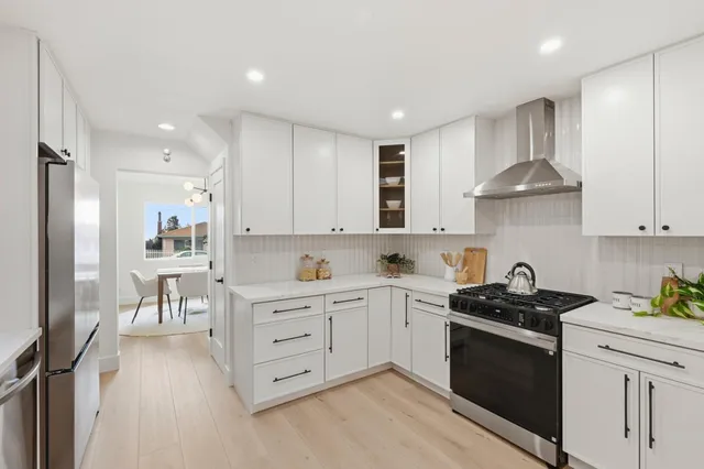 $1,098,000 | 459 Heathcliff Drive, Pacifica, CA 94044