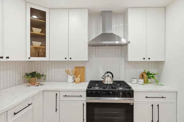 $1,098,000 | 459 Heathcliff Drive, Pacifica, CA 94044