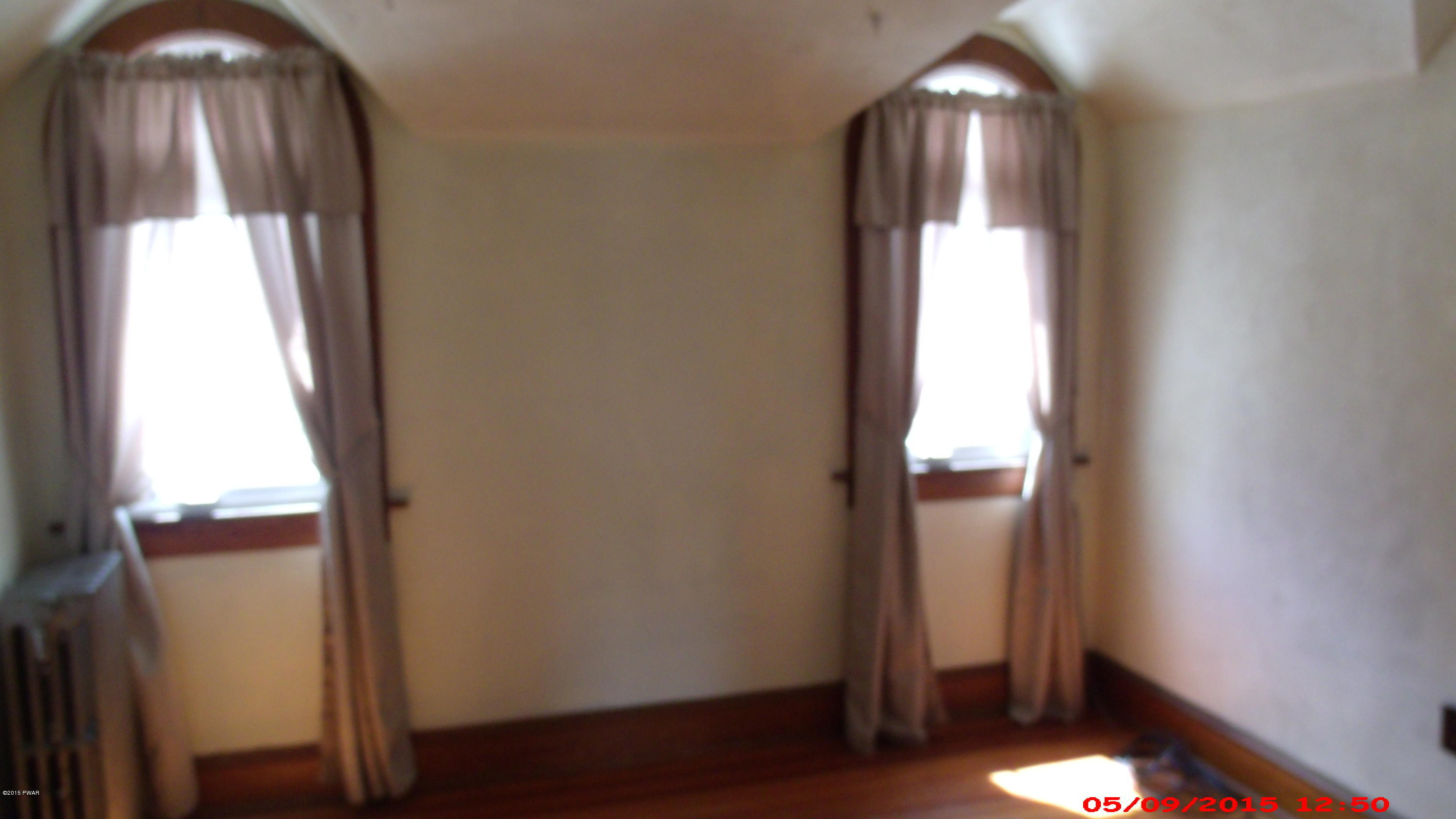 38 Spring Street Carbondale, PA 18407 - Photo 24 of 26 Gallery Image 24