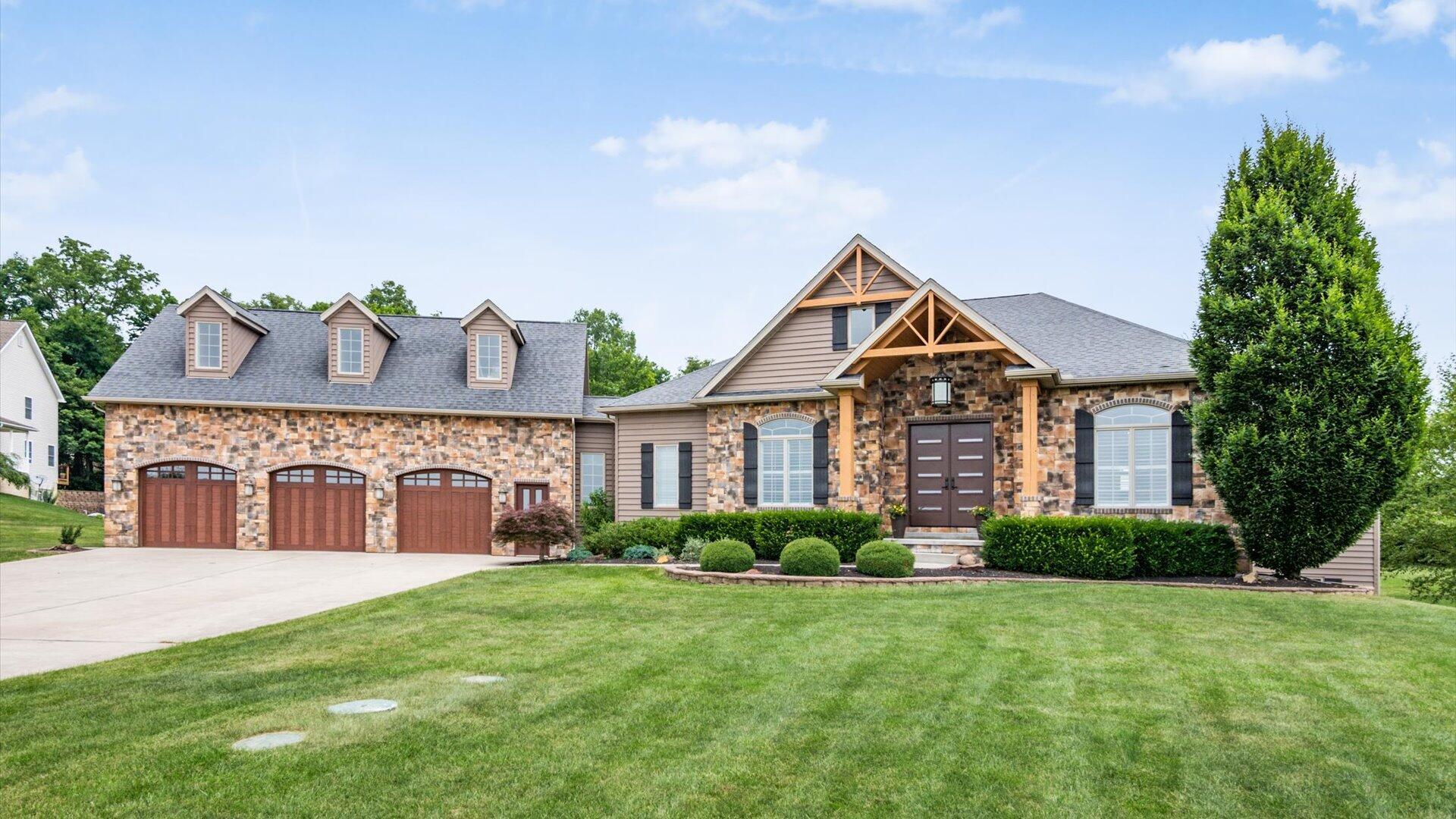 147 Auld Ridge Way Hebron, OH 43025 - Photo 2 of 32 02-z 147 Auld Ridge115