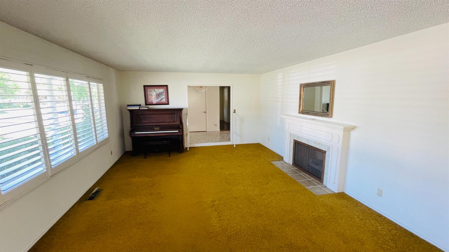 712 Leytonstone Avenue Modesto, CA 95355 - Photo 6 of 32