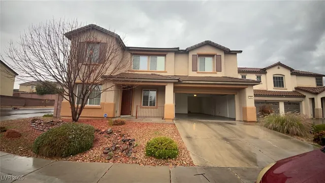 $2,400 | 1004 Tropic Wind Avenue, North Las Vegas, NV 89081
