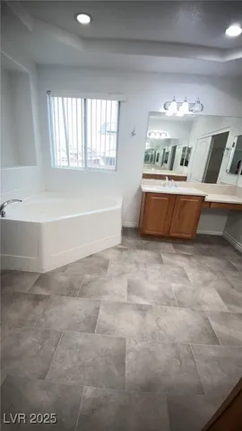 $2,400 | 1004 Tropic Wind Avenue, North Las Vegas, NV 89081