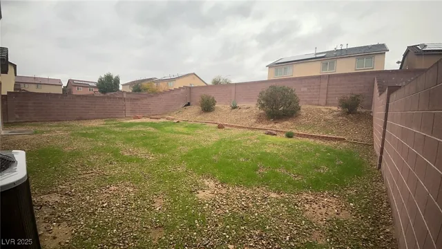 $2,400 | 1004 Tropic Wind Avenue, North Las Vegas, NV 89081