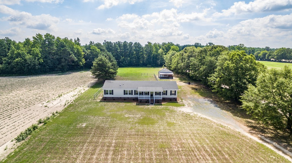 175 T-Bar Road Benson, NC 27504 - Photo 2 of 25