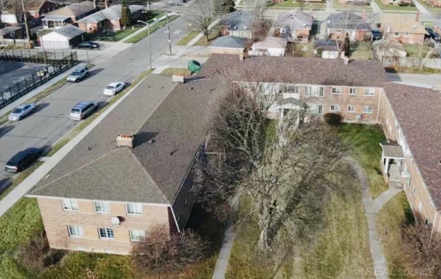 21400 West Seven Mile Road Detroit, MI 48219 - Photo 2 of 4