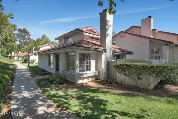 $759,000 | 953 Quarterhorse Lane, Oak Park, CA 91377