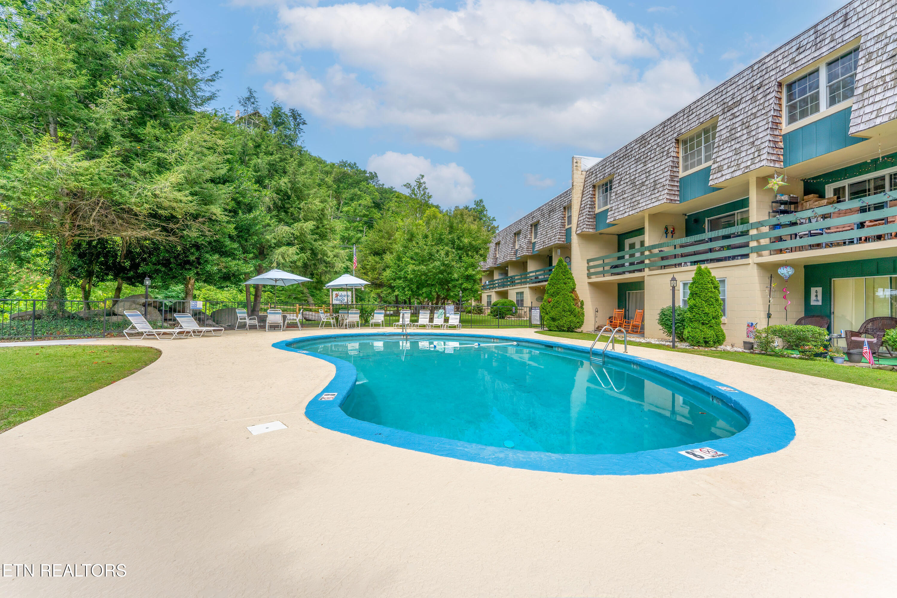 260 Roaring Fork Road, Unit 224 Gatlinburg, TN 37738 - Photo 24 of 28 _DSC4653-Edit-Edit