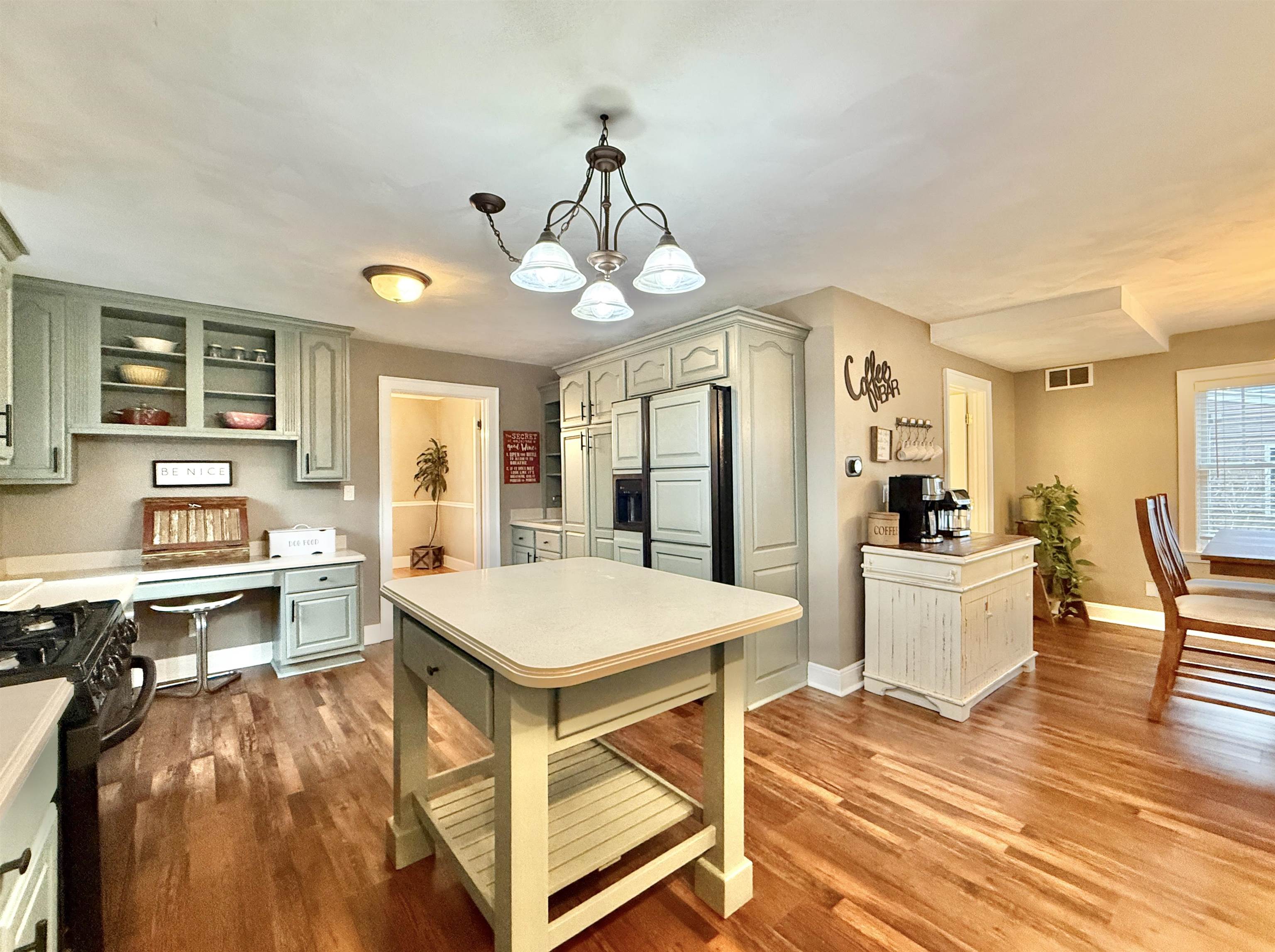 1719 Emerson Street Beloit, WI 53511 - Photo 12 of 33