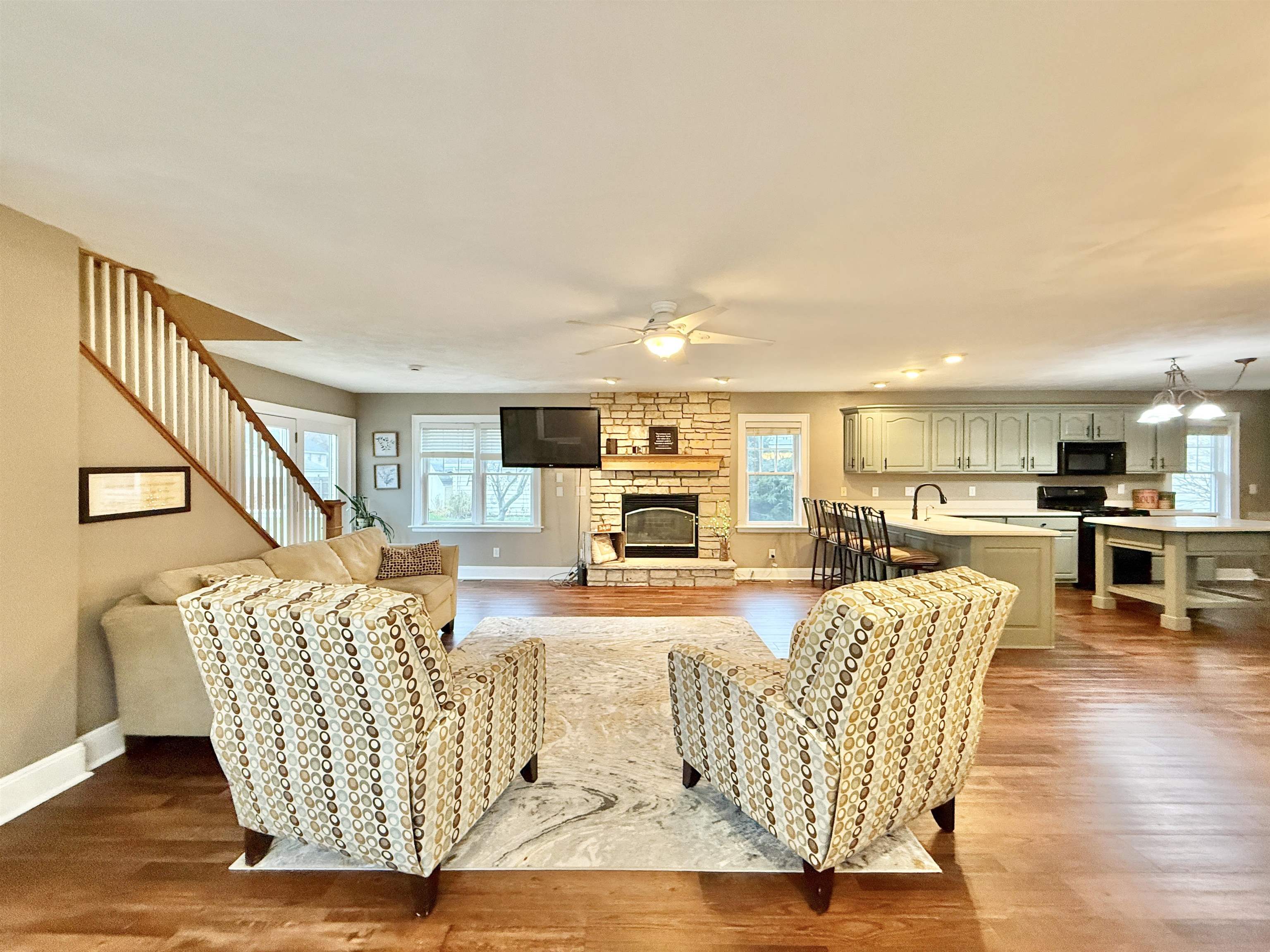 1719 Emerson Street Beloit, WI 53511 - Photo 9 of 33