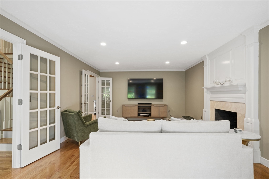 5 John Matthew Road Hopkinton, MA 01748 - Photo 4 of 42 Gallery Image 4