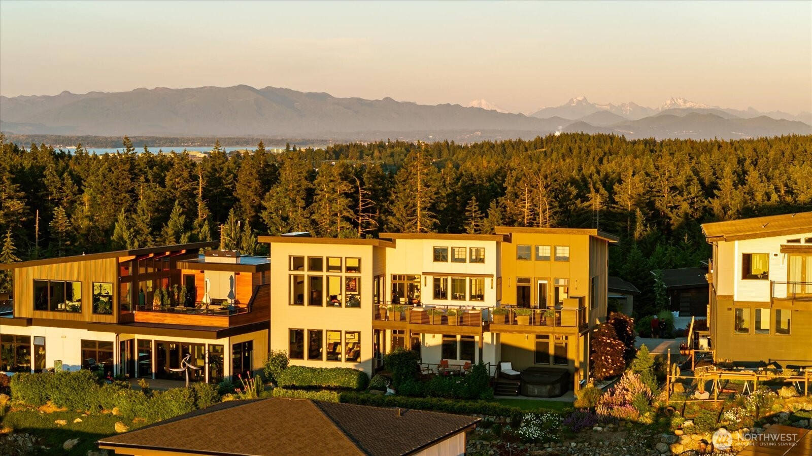 3945 Rock Ridge Parkway Anacortes, WA 98221 - Photo 7 of 40