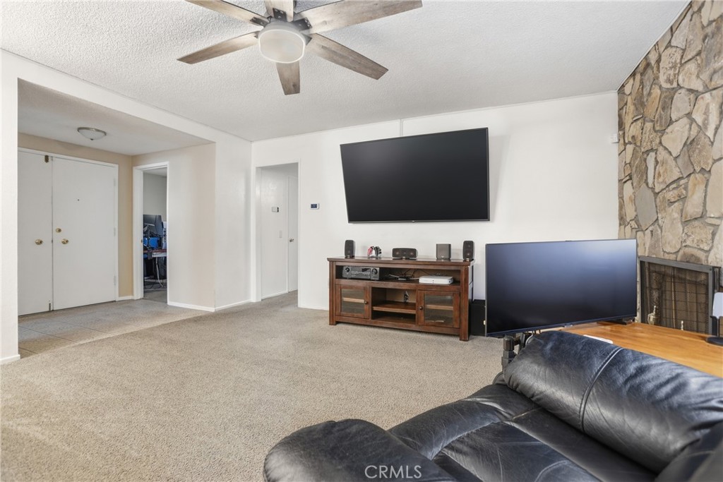 6585 Shannon Road Riverside, CA 92504 - Photo 12 of 57