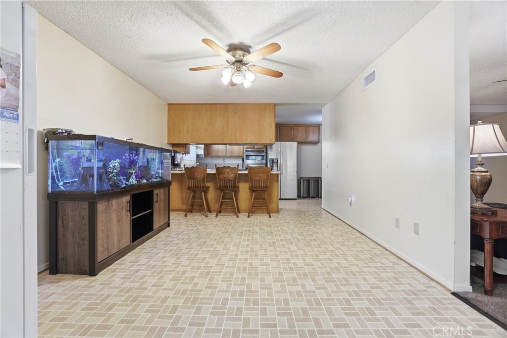 6585 Shannon Road Riverside, CA 92504 - Photo 14 of 57