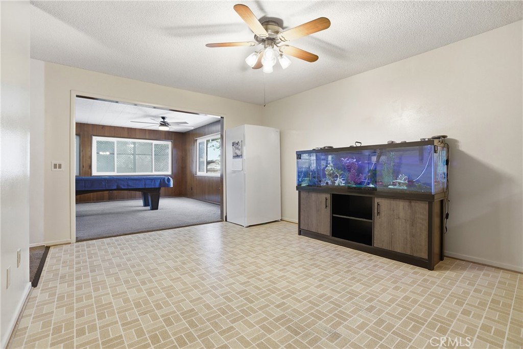 6585 Shannon Road Riverside, CA 92504 - Photo 16 of 57
