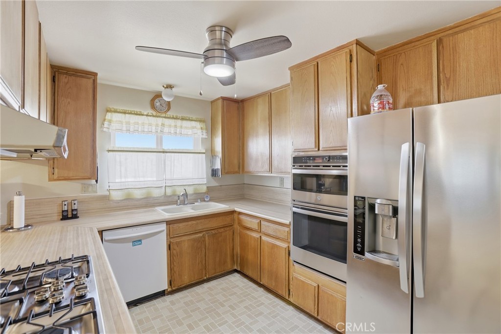 6585 Shannon Road Riverside, CA 92504 - Photo 20 of 57