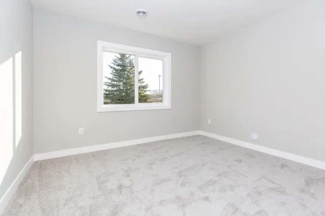 $484,900 | 1230 Olivia Street Southeast, New Prague, MN 56071