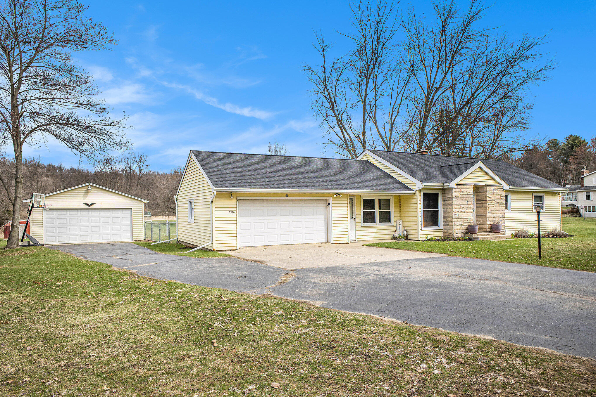 2350 Hatch Road Jackson, MI 49201 - Photo 1 of 27 002_img_9028_265
