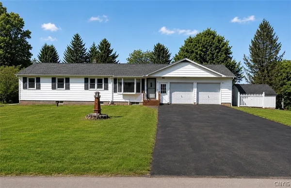 $249,000 | 42 Hillview Drive, West Monroe, NY 13036
