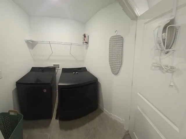 a view of walk in closet