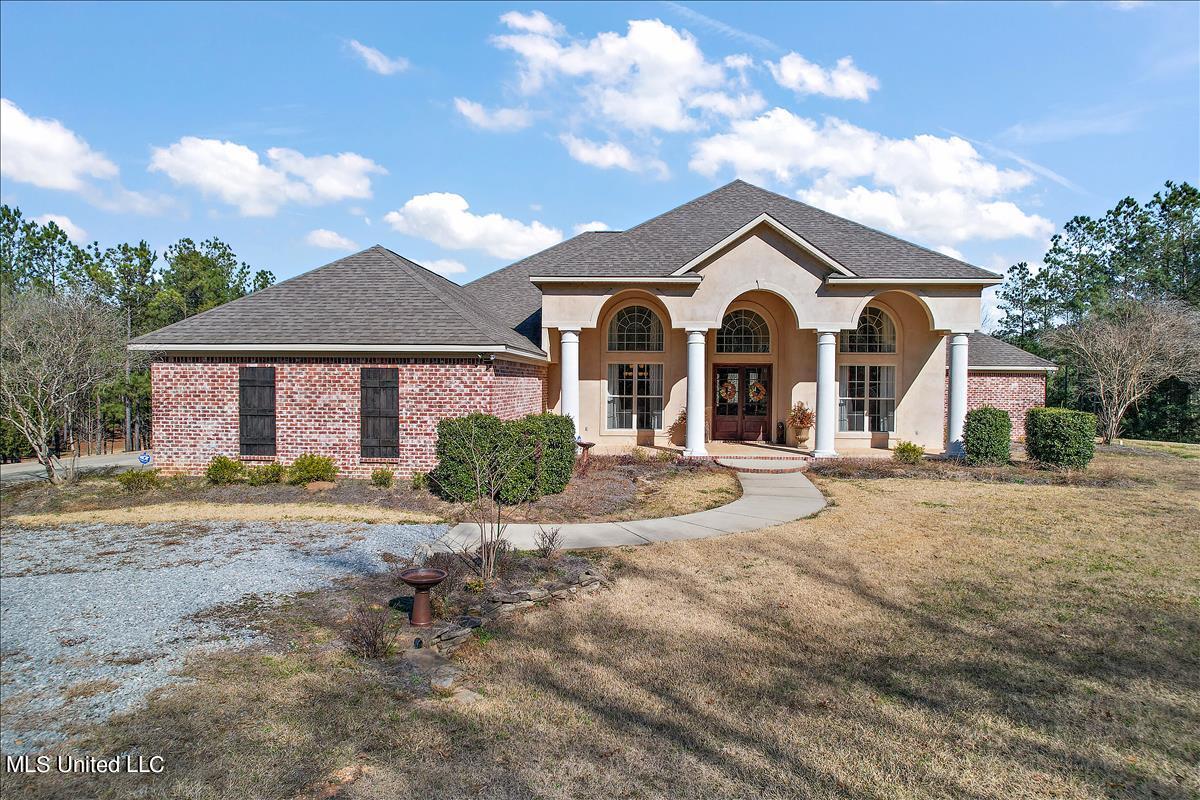 1110 Millsaps Road Crystal Springs, MS 39059 - Photo 1 of 44 Front View