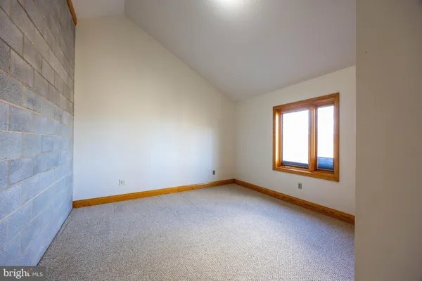 $799,900 | 446 Broomgrass Way, Gerrardstown, WV 25420