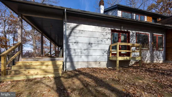 $799,900 | 446 Broomgrass Way, Gerrardstown, WV 25420